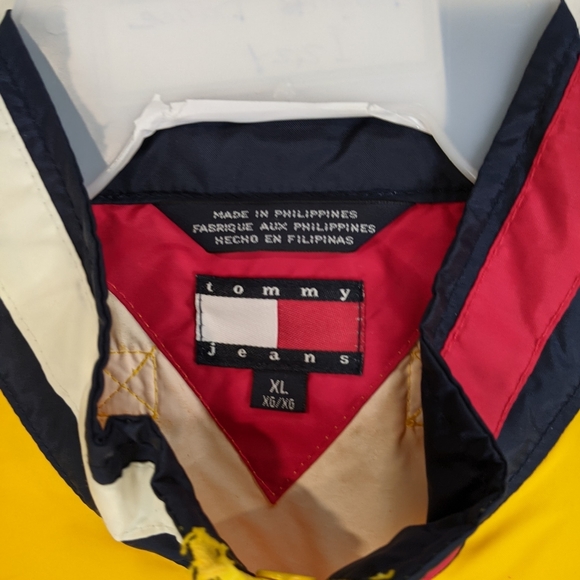 Tommy Hilfiger Full Zip Windbreaker Rain Jacket - Picture 5 of 8